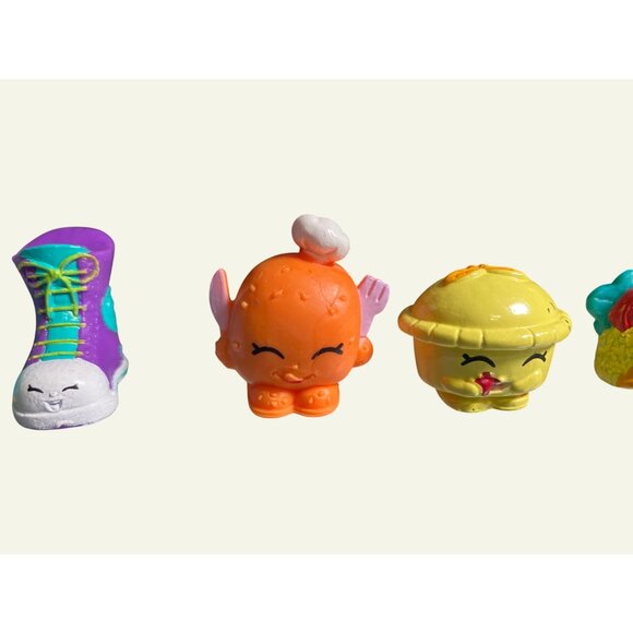 Shopkins Mixed Lot Of Mini Figures & Accessories With Green Shopping Bags - Picture 4 of 8